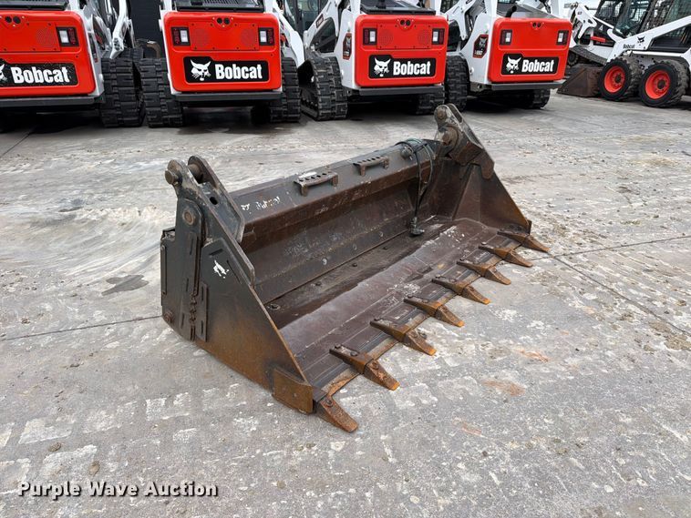image for item EP7870 2016 Bobcat Combo BKT 74 4-in-1 bucket