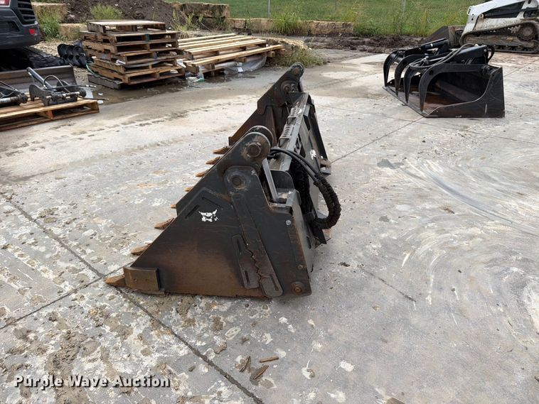 image for item EP7870 2016 Bobcat Combo BKT 74 4-in-1 bucket