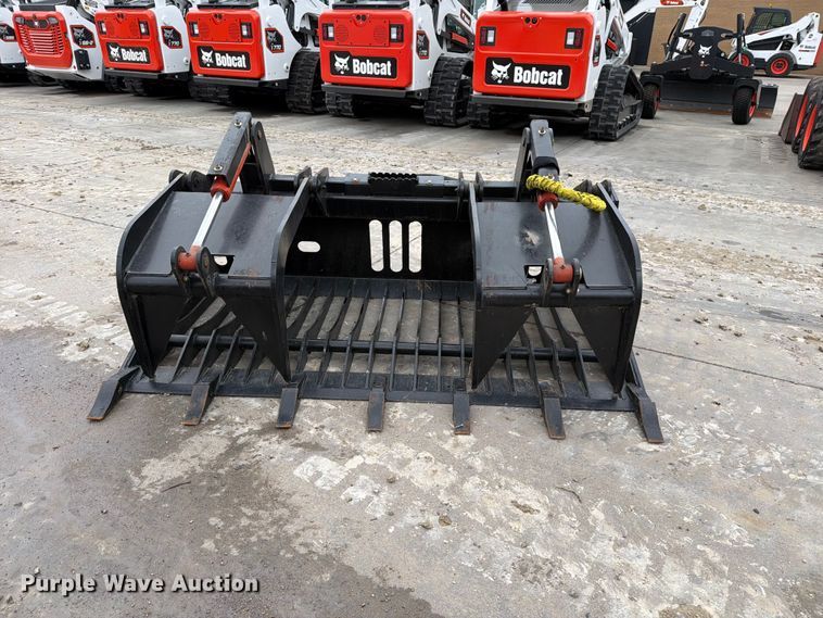 image for item EP7871 Skid steer grapple bucket