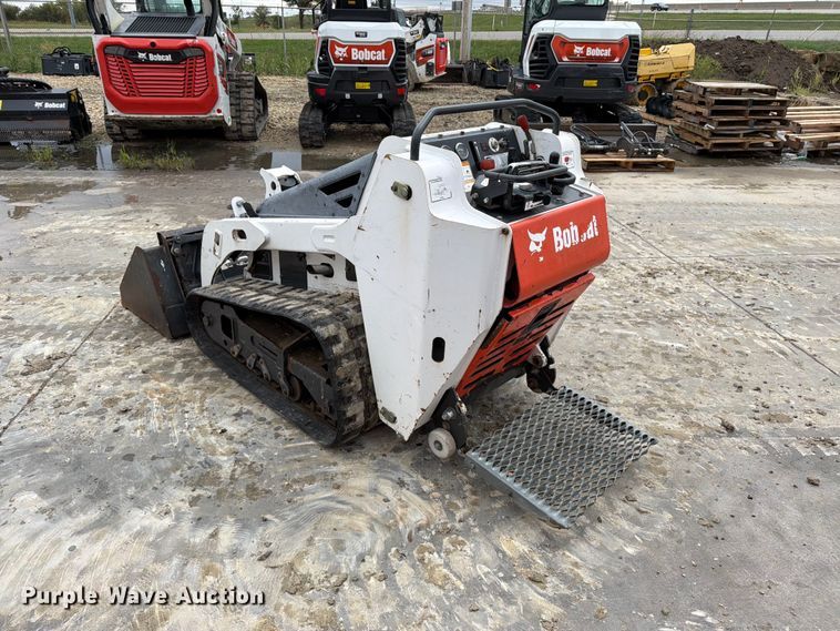 image for item EP7873 2015 Bobcat MT55 compact utility loader