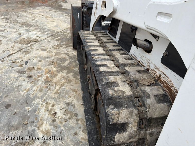 image for item EP7873 2015 Bobcat MT55 compact utility loader