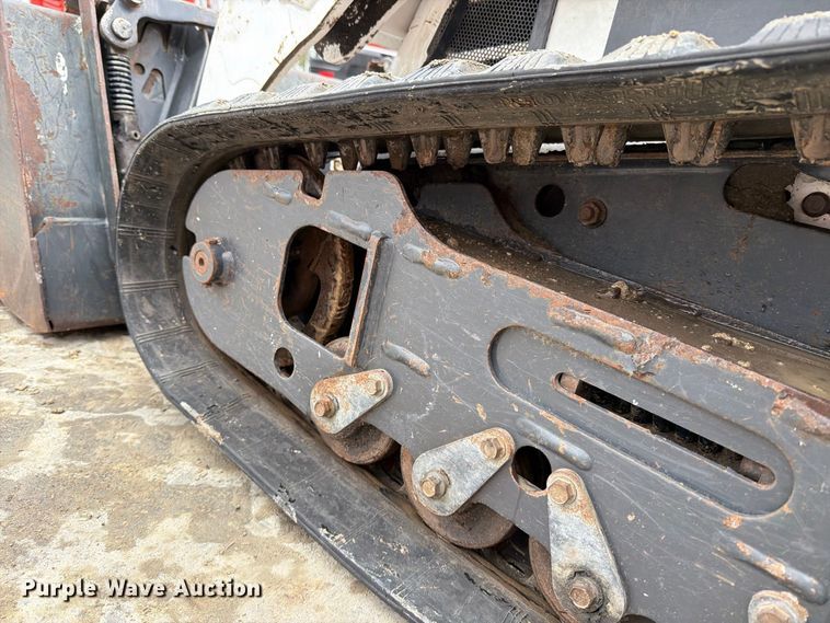 image for item EP7873 2015 Bobcat MT55 compact utility loader