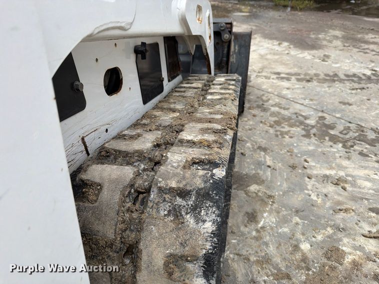 image for item EP7873 2015 Bobcat MT55 compact utility loader