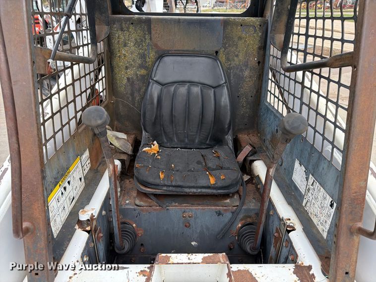 image for item EP7875 1994 Bobcat 853 skid steer loader