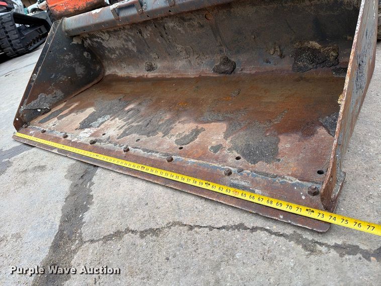 image for item EP7877 2006 Bobcat T190 tracked skid steer loader