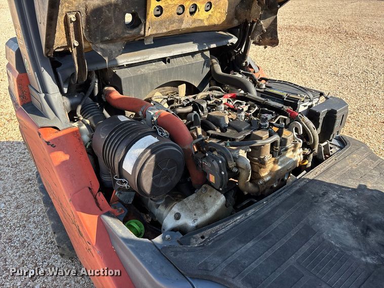 image for item ER3332 Toyota 8FDU25 forklift
