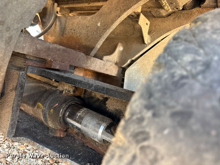 image for item ER3332 Toyota 8FDU25 forklift