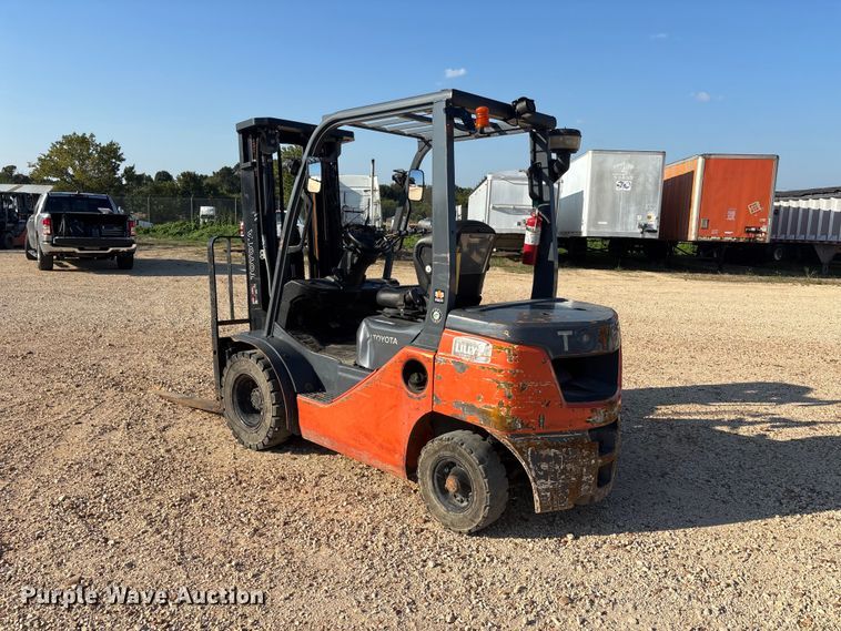 image for item ER3334 Toyota 8FDU25 forklift