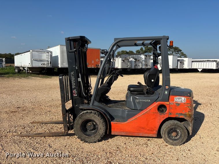 image for item ER3334 Toyota 8FDU25 forklift