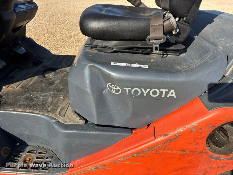 image for item ER3334 Toyota 8FDU25 forklift
