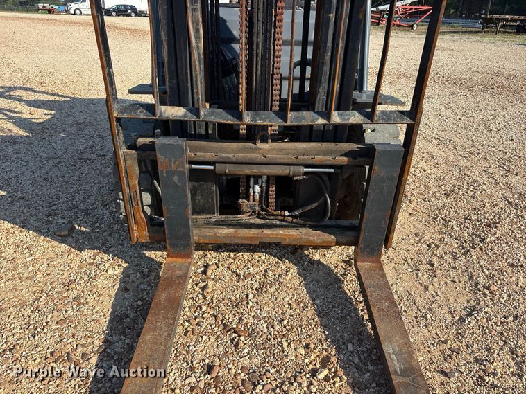 image for item ER3334 Toyota 8FDU25 forklift