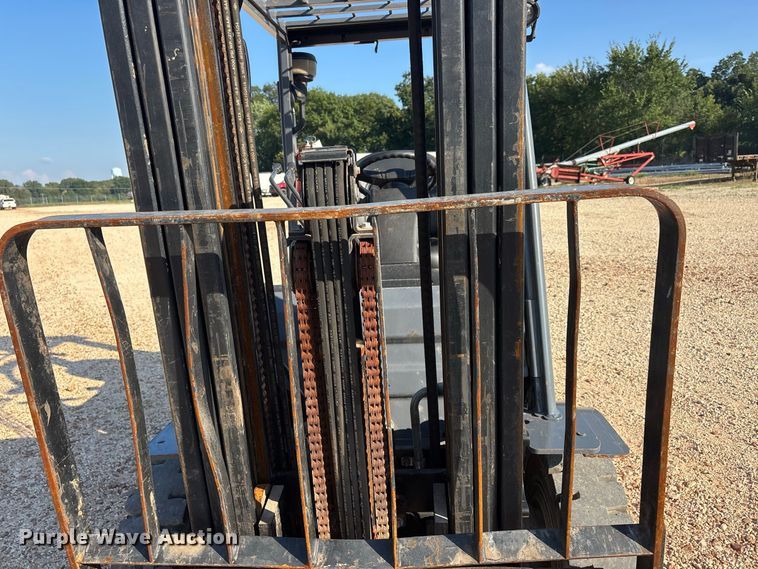 image for item ER3334 Toyota 8FDU25 forklift