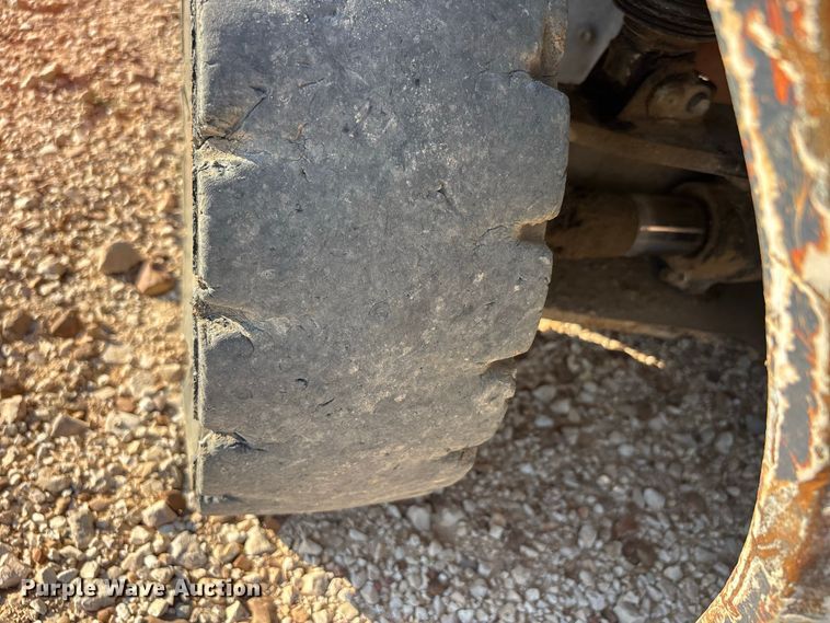 image for item ER3334 Toyota 8FDU25 forklift