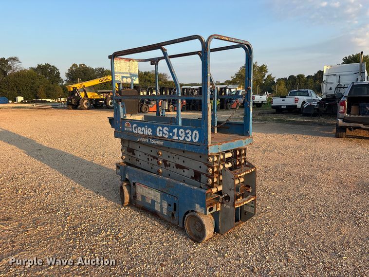 image for item ER3340 Genie GS-1930 scissor lift