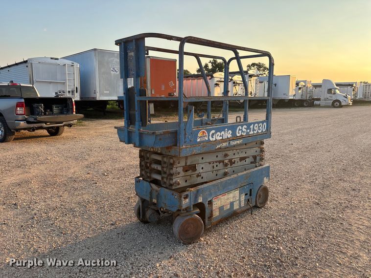 image for item ER3340 Genie GS-1930 scissor lift