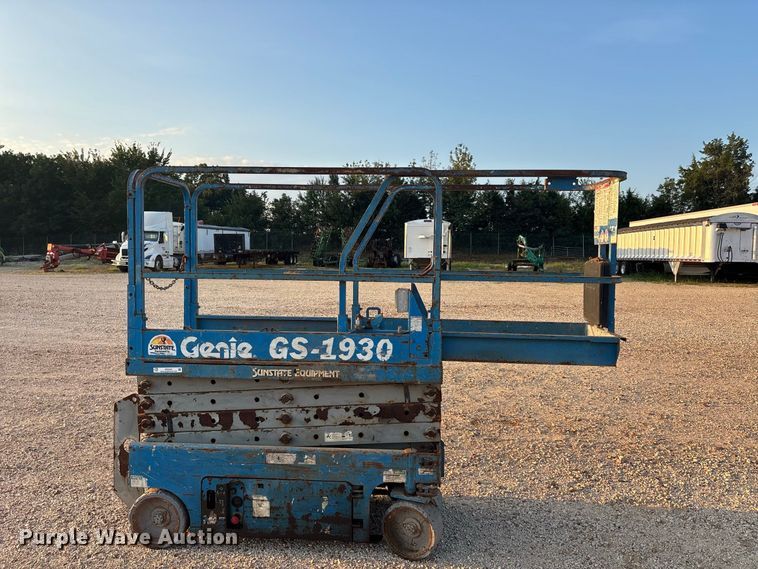 image for item ER3340 Genie GS-1930 scissor lift