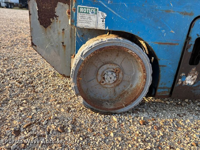 image for item ER3340 Genie GS-1930 scissor lift