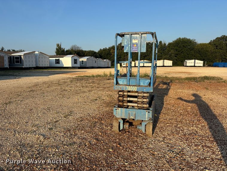 image for item ER3341 Genie GS-1930 scissor lift