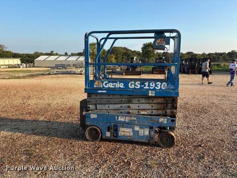 image for item ER3341 Genie GS-1930 scissor lift