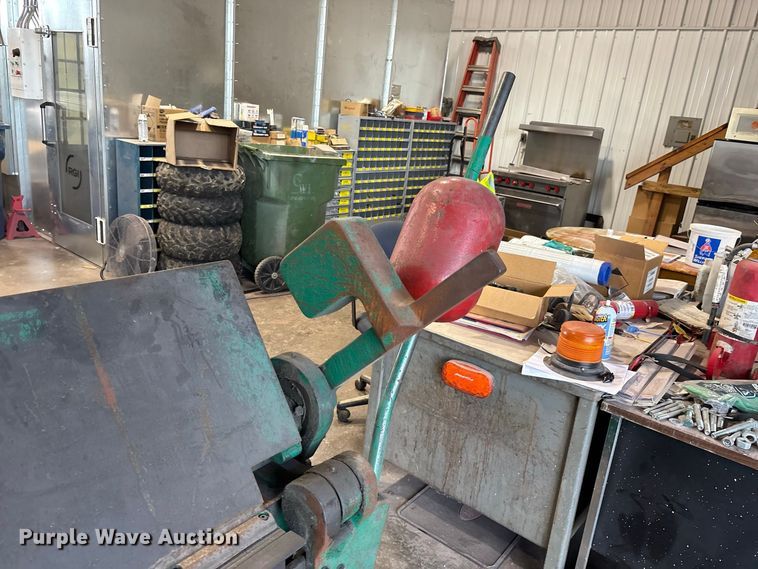 image for item ER3350 Tennsmith HB12116 metal brake