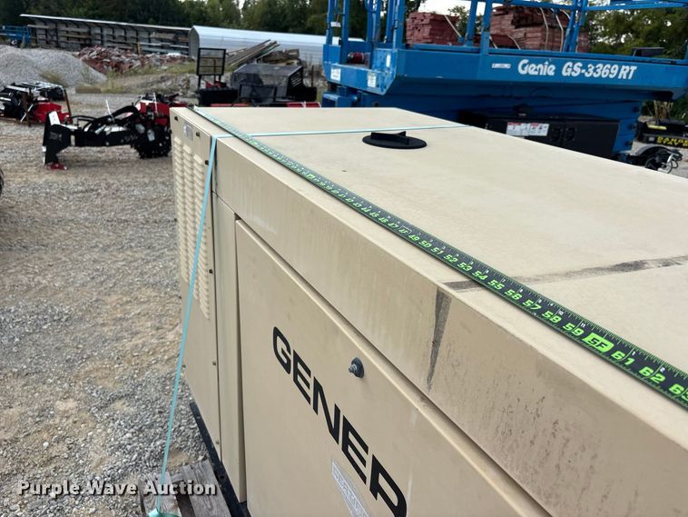 image for item ER3354 Generac QT04524AVAN generator