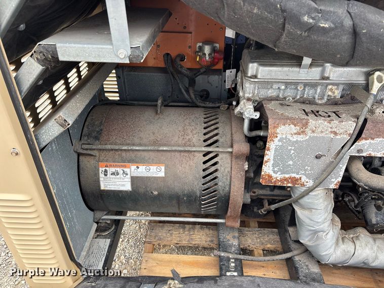 image for item ER3354 Generac QT04524AVAN generator