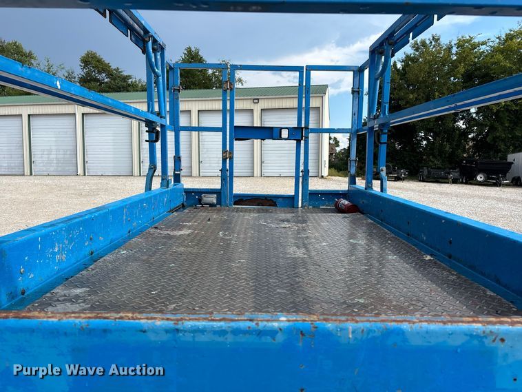 image for item ER3356 2016 Genie GS-3369RT scissor lift