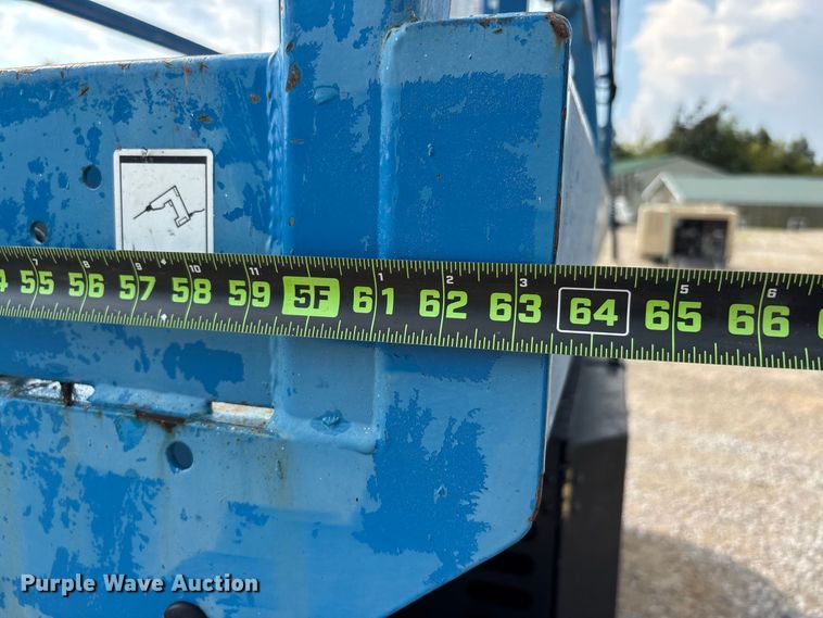 image for item ER3356 2016 Genie GS-3369RT scissor lift