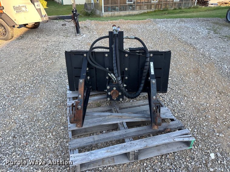image for item ER3358 Skid steer quick attach