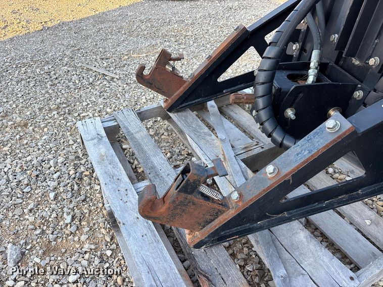 image for item ER3358 Skid steer quick attach