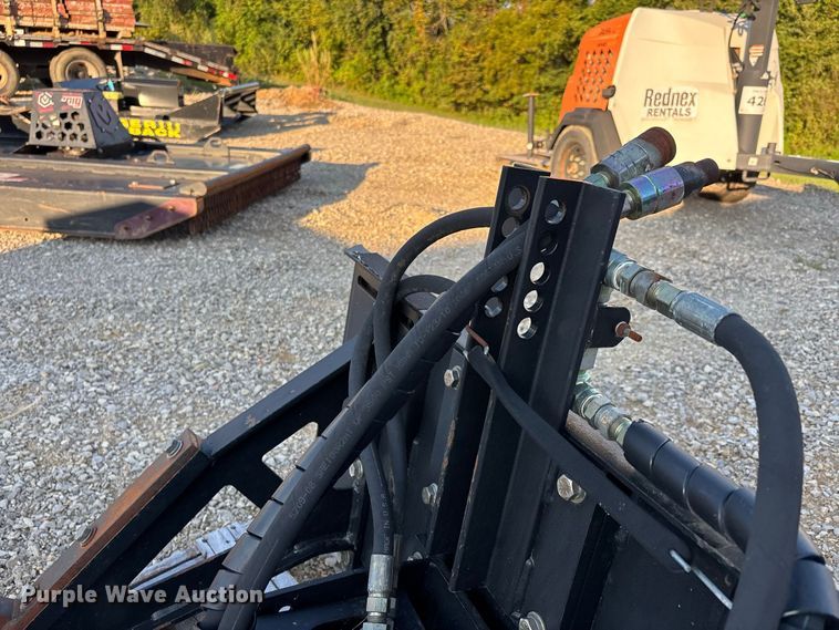 image for item ER3358 Skid steer quick attach