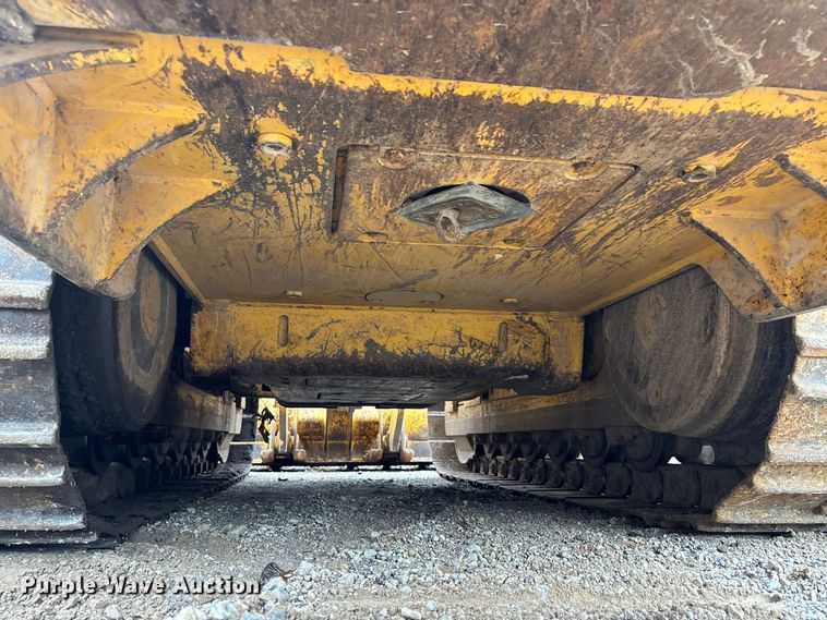 image for item ER3371 2003 John Deere 655C Series II track loader