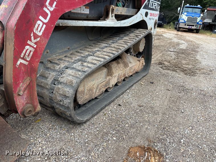 image for item ER3372 2019 Takeuchi TL12V2 tracked skid steer loader
