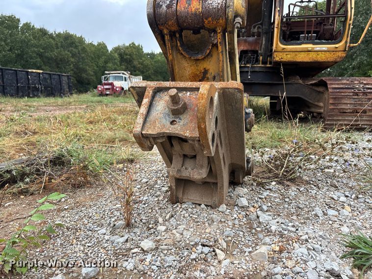 image for item ER3374 1988 John Deere 490D excavator
