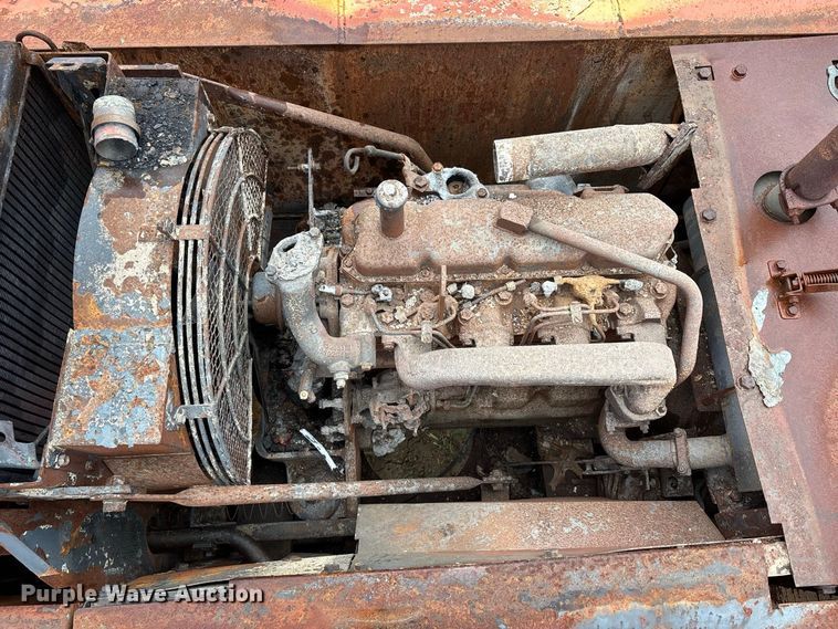 image for item ER3374 1988 John Deere 490D excavator