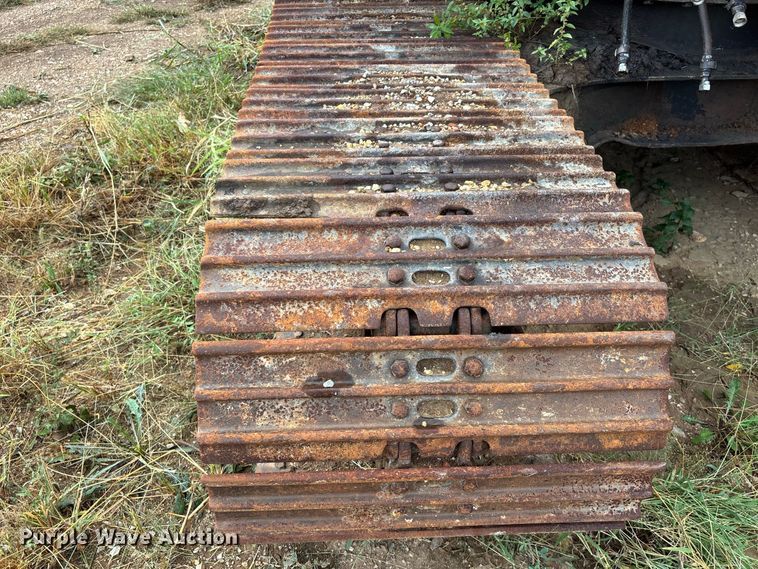 image for item ER3374 1988 John Deere 490D excavator