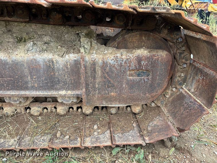 image for item ER3374 1988 John Deere 490D excavator