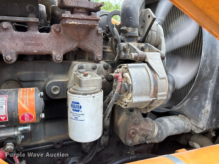 image for item ER3379 2002 Case 580M backhoe