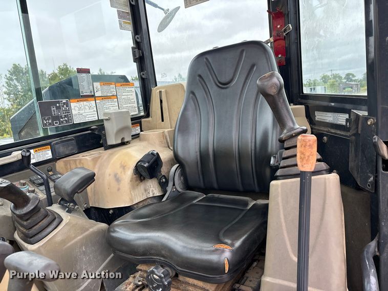 image for item ER3382 Yanmar ViO80 mini excavator