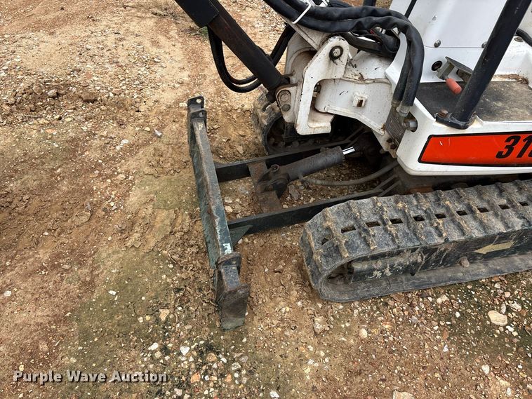 image for item ER3393 2003 Bobcat 316 mini excavator