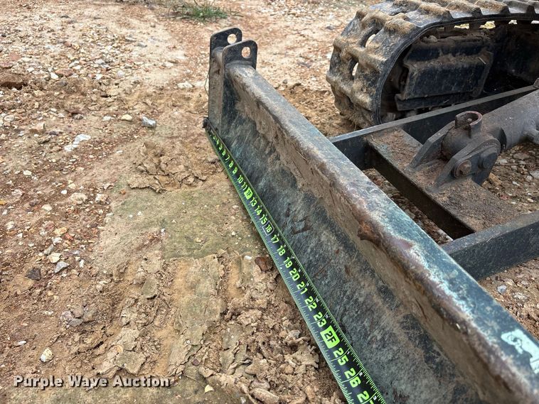 image for item ER3393 2003 Bobcat 316 mini excavator