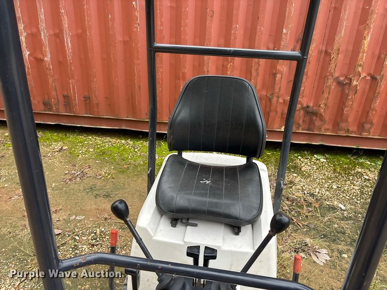 image for item ER3393 2003 Bobcat 316 mini excavator