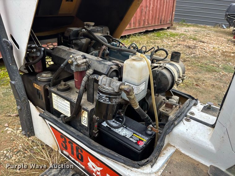 image for item ER3393 2003 Bobcat 316 mini excavator