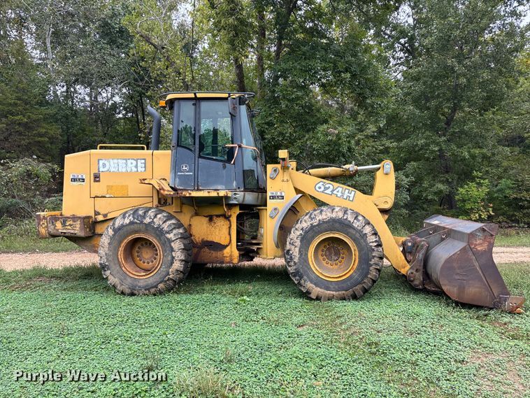 image for item ER3394 2003 John Deere 624H wheel loader