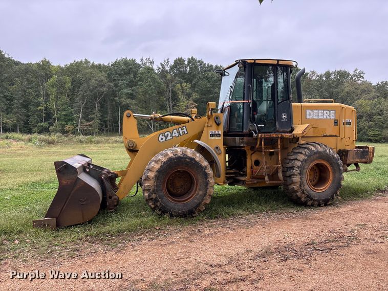 image for item ER3394 2003 John Deere 624H wheel loader