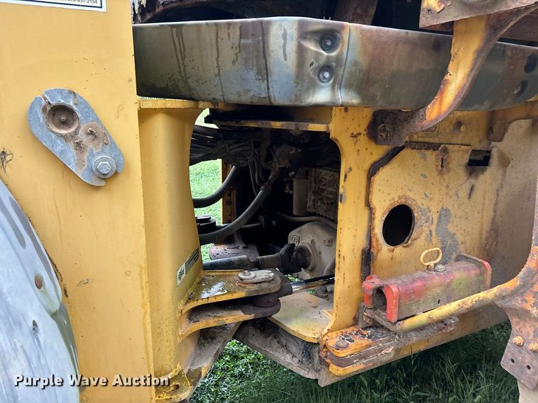 image for item ER3394 2003 John Deere 624H wheel loader