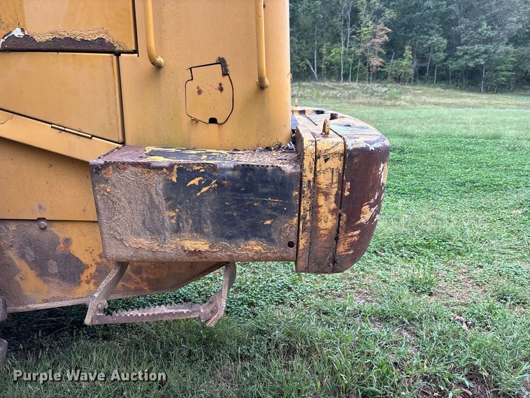 image for item ER3394 2003 John Deere 624H wheel loader