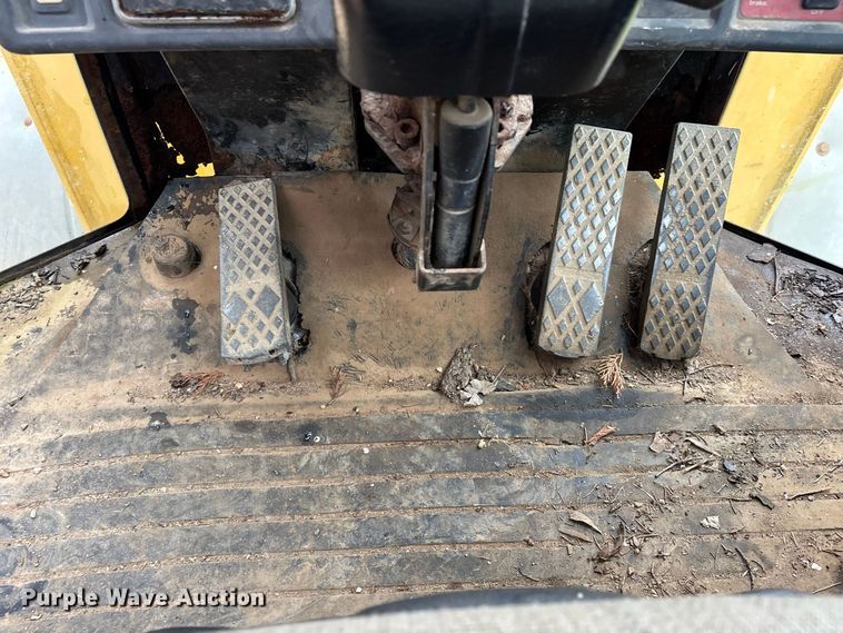 image for item ER3394 2003 John Deere 624H wheel loader
