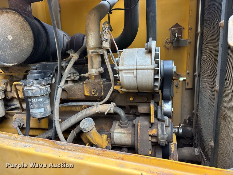image for item ER3394 2003 John Deere 624H wheel loader