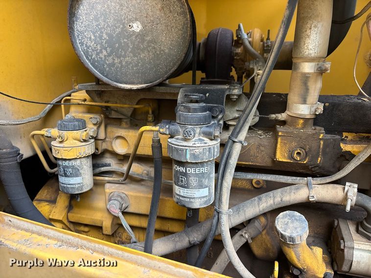 image for item ER3394 2003 John Deere 624H wheel loader